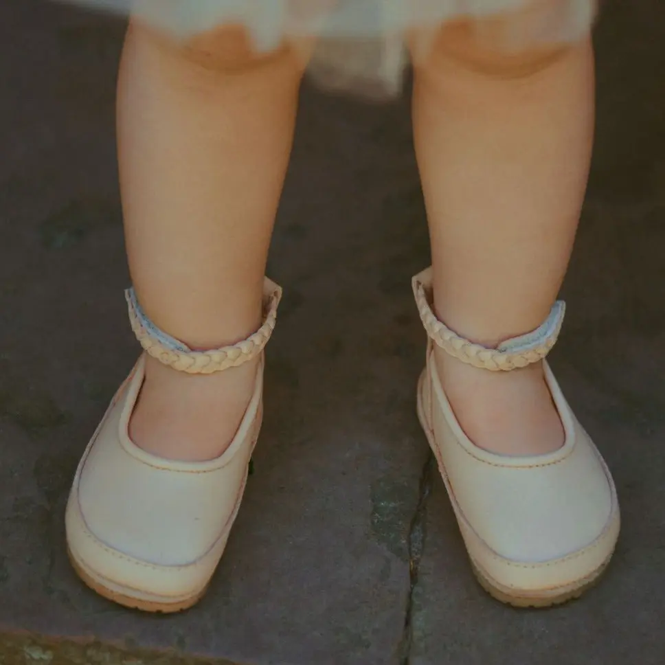 Hollie Shoes - Cream Leather