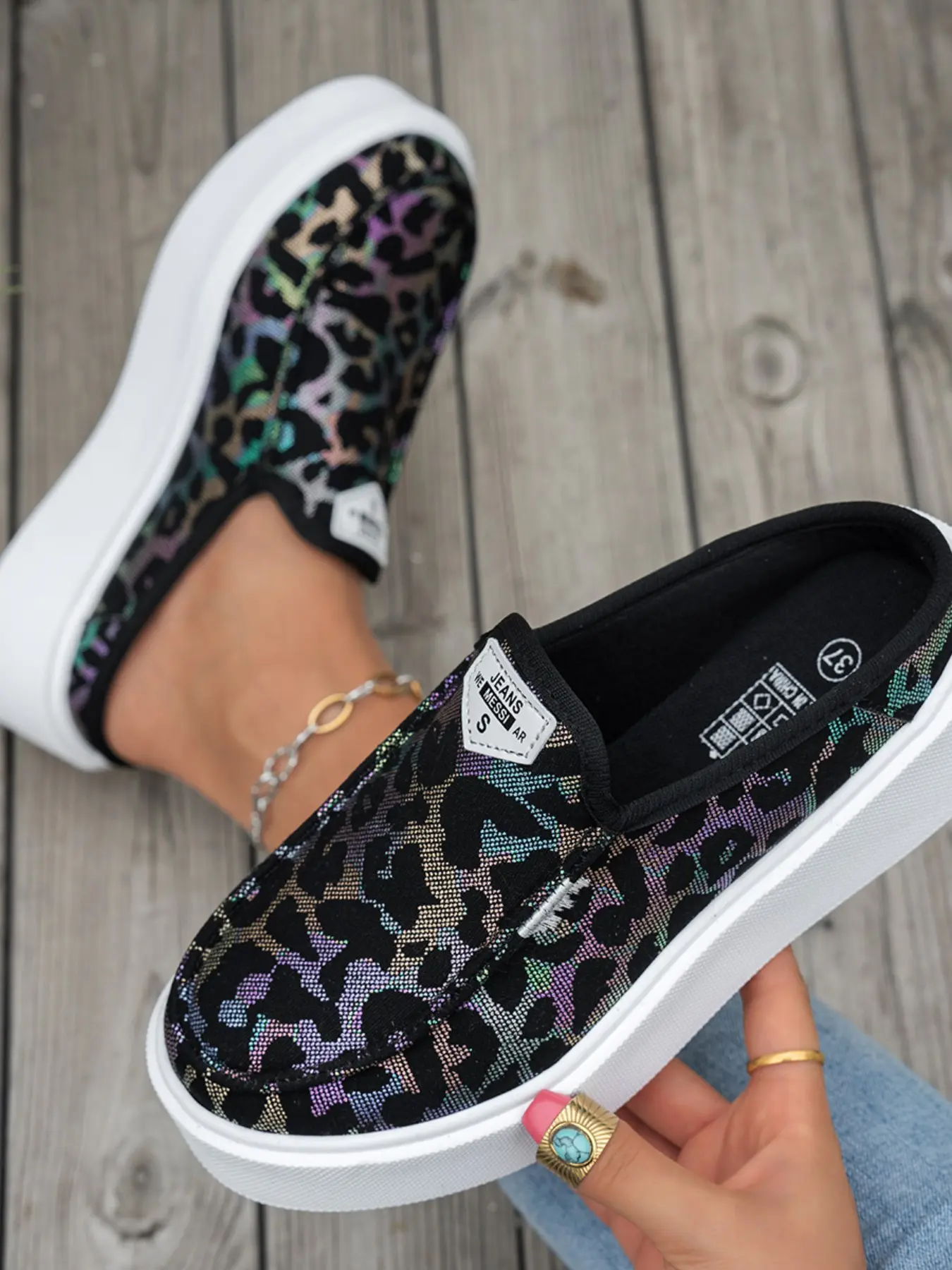 Leopard Print Low Top Casual Textile Shoes, Slip-On Board Sneakers, Lightweight Slip Ons, European and American Fashion Trendy Half Sandals, Women's Footwear, Slip On Lightweight