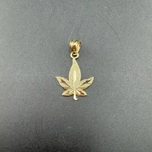 Gold 14k pendant for everyday wear