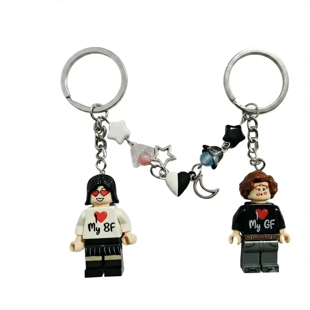2-Pack Matching BF and GF Keychains, Cute His and Hers Split Heart Love Keychain Set, Romantic Anniversary Gift for Boyfriend Girlfriend
