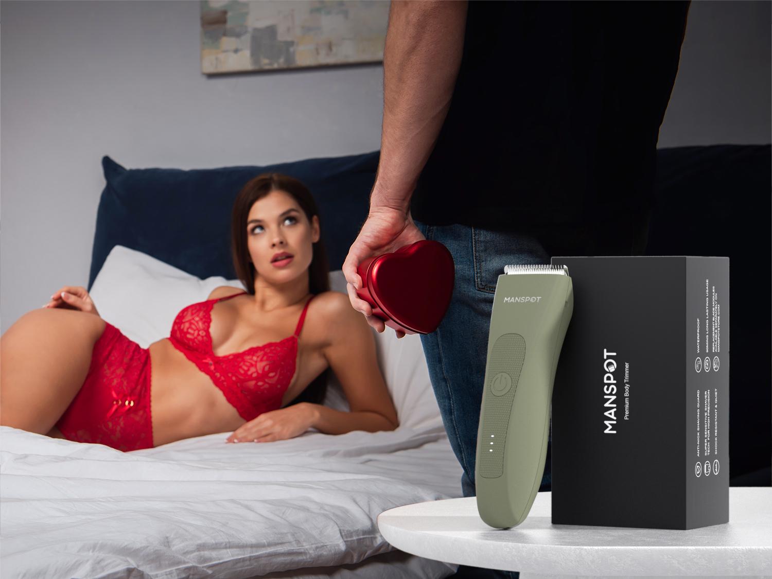 【TikTokShopHolidayHaul】Manspot Premium Electric Body Hair Trimmer for Men - Waterproof Wet & Dry Groomer, Rechargeable Cordless Clippers for Chest Back Arms - Gym Ready Travel Friendly Green Trimmer with Comfort Design-dealsforyoudays