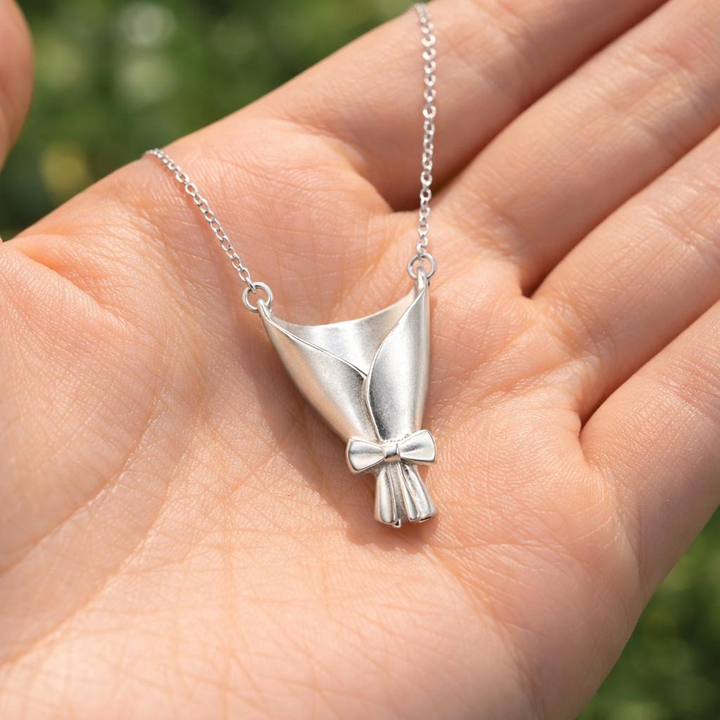 Gift For Mom Flower Bouquet Necklace(Without Flowers), Romantic, Blessing, Gratitude, Love, Elegance,Gift for Mothers, Loved Ones, and Family, Elegant Gift for Women Exquisite Jewelry Gift Jewelry Accessory