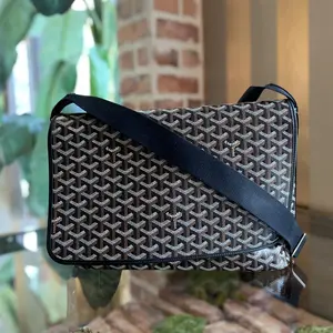 Pre-owned Goyard canvas Crossbody Bags Capetain Messenger Black Goyardine Crossbody