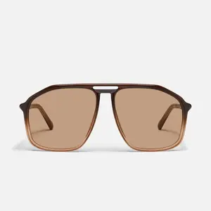 QUAY - STUDIO SESH Oversized Navigator Sunglasses with Tubular Arms & Metal Bridge Details Black Frame