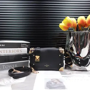 Pre-owned Louis Vuitton Calfskin Shoulder Bags Side Trunk Balck Monogram Shoulder Bag T10245238