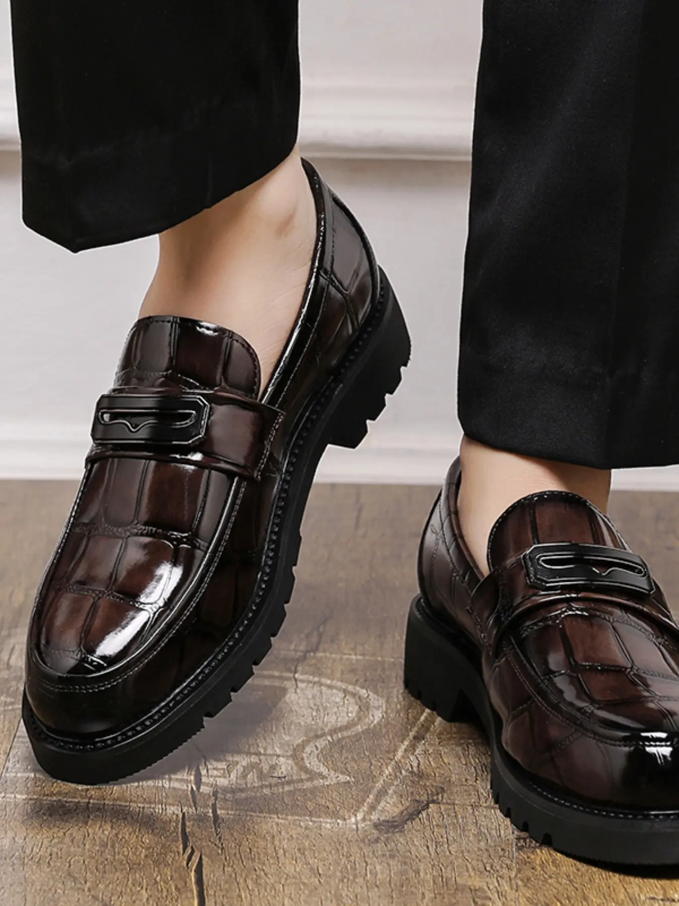 Men's Thick Sole Crocodile Pattern Business Casual Formal Loafers, Height Increasing Non-Slip Rubber Gear Sole, Breathable Gentleman Dress Shoes for Party and Wedding, PU Leather, Business Style Footwear