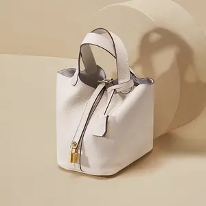 Casual Plain Design Handbag - Versatile Everyday Wear, Comfortable Material, Easy Care, Perfect for Various Occasions unique mother