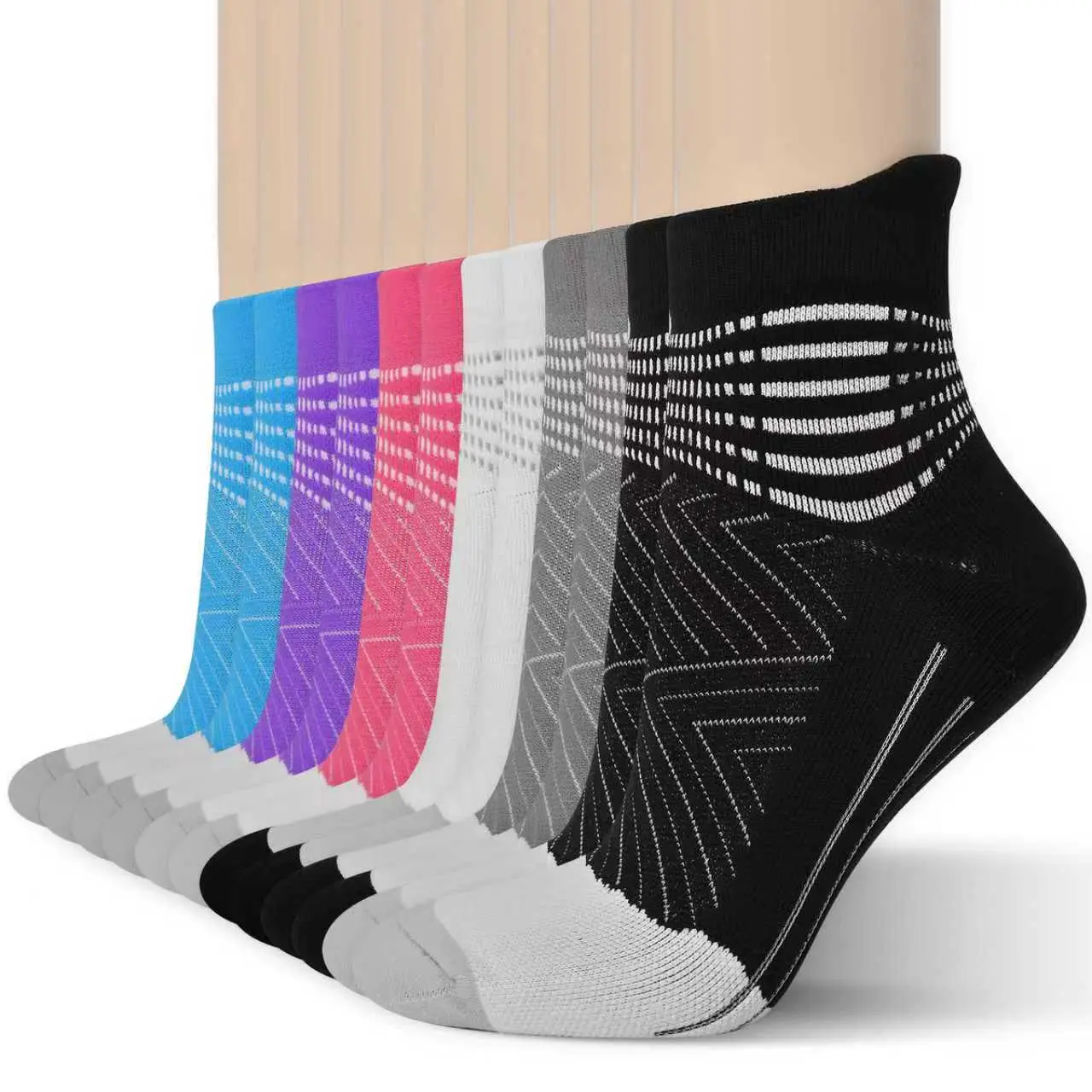 IRAMY Women's Compression Ankle Socks (6 Pairs) - Thin, Assorted, Antimicrobial Athletic Socks with Moisture Wicking, Cushioning for Plantar Fasciitis Relief, Compression Socks Women, Thin Ankle Socks Womenswear