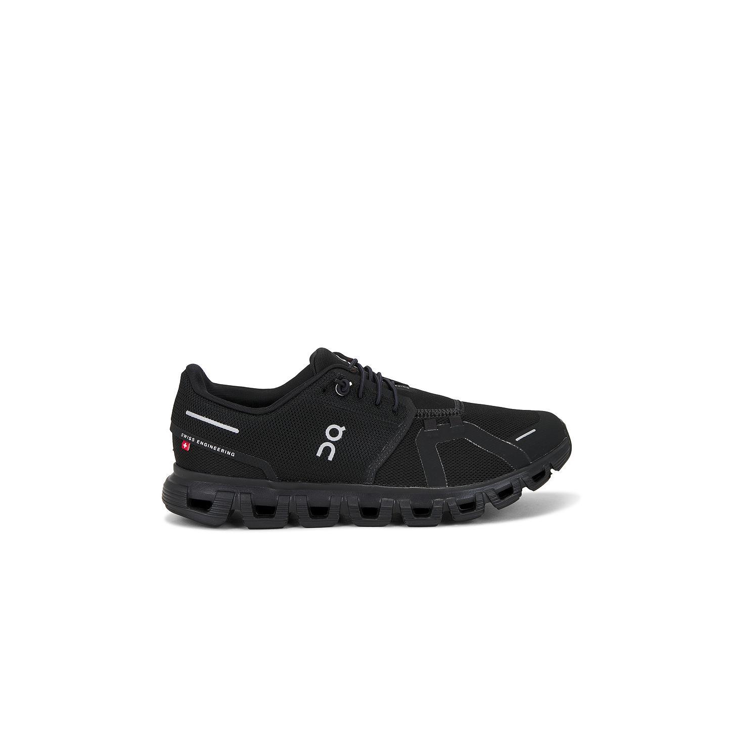 On Cloud 6 Sneakers in Black