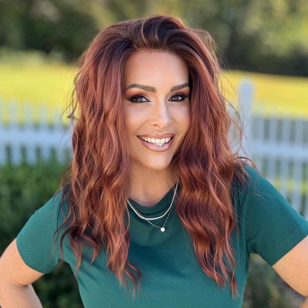 AISOM Mila Copper Blend Water Wave Synthetic Lace Front Wig with Scandinavian Hairline 16 Inch Low Density Heat Friendly Glueless Wig