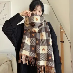 Ladies' autumn and winter Korean style scarf for couple, new style student plaid warm shawl, cute girl's heart-shaped fashionable thick scarf