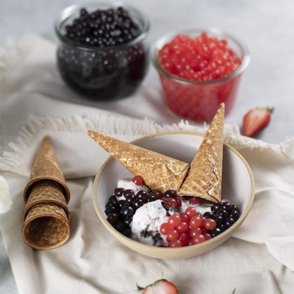 2025-NEW! SYRUVIA Sweet Popping Boba Pearls, Strawberry, 1 LB. Bursting beverage & dessert topping for bubble tea and more. Strawberry-flavored tapioca pearls