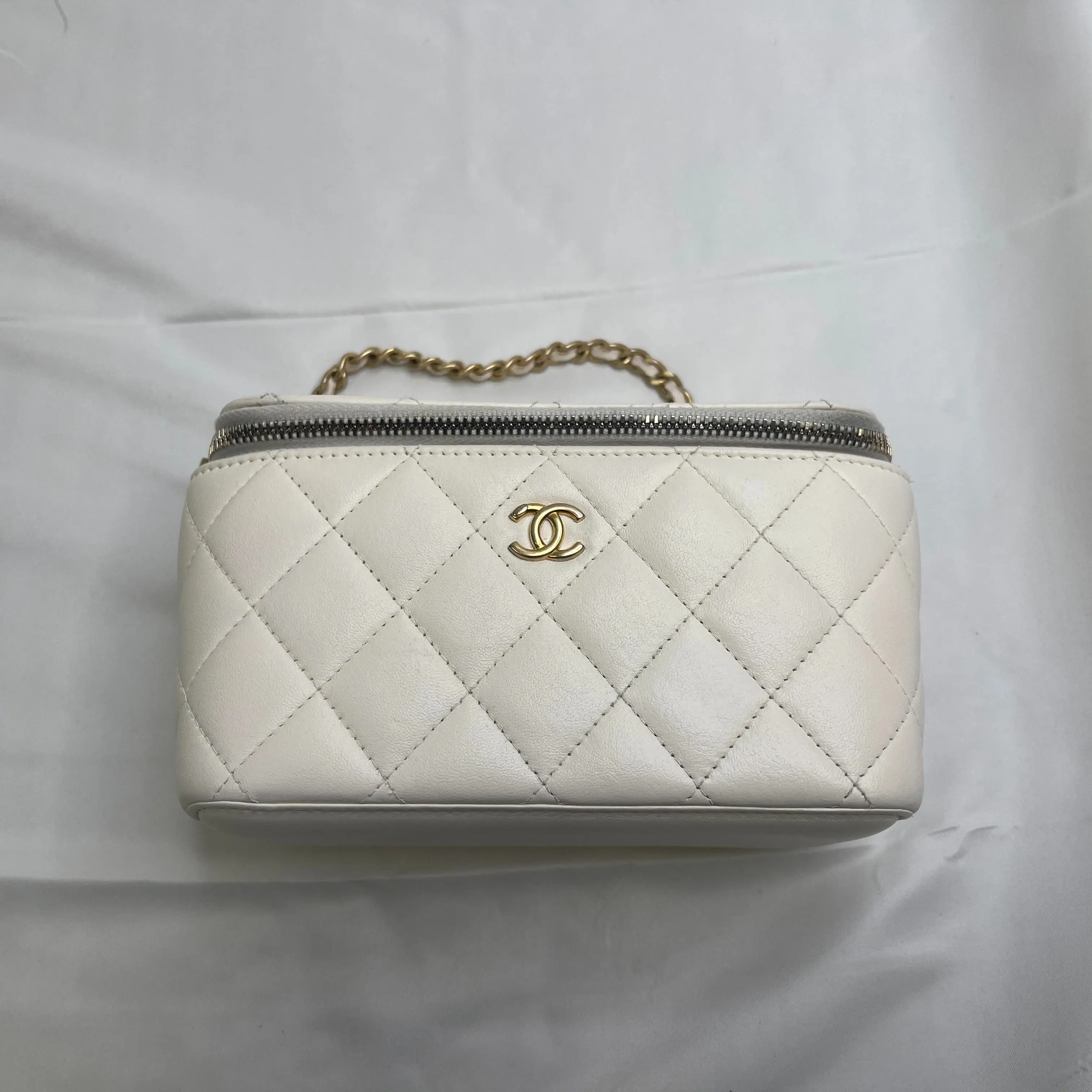 Pre-owned CHANEL leather Crossbody Bags Vanity Bag Crossbody Pearl crush