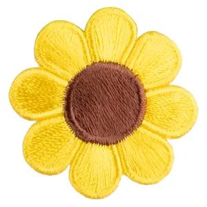 Cute Daisy Flower Embroidered Iron On Patch