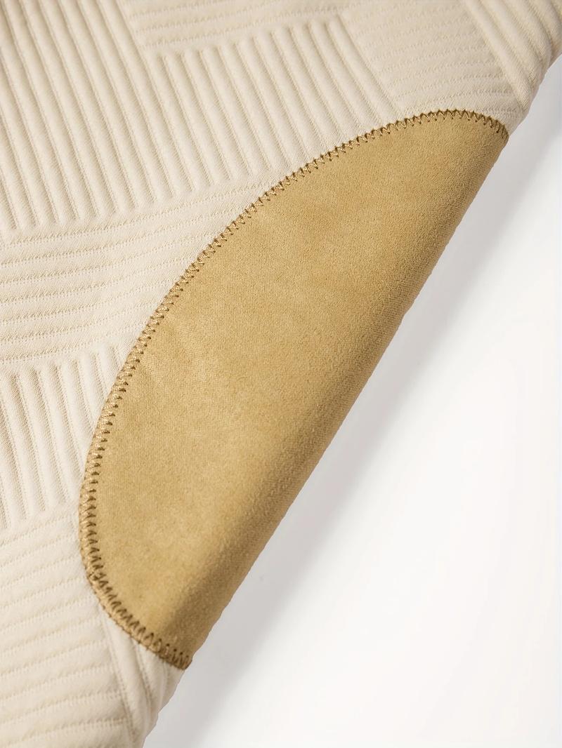 Two-piece sports set with unique button design, elegant and comfortable for daily wear