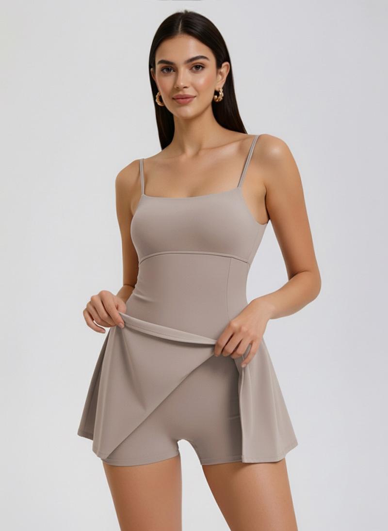 Women's Sports Dress with Built-In Bra Adjustable Straps Side Slit High-Low Hem for Golf Yoga Tennis Outdoor Activewear Stretchy Fabric for Tummy Control Support Yoga Apparel