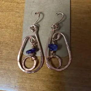 Handcrafted copper & amethyst earrings .