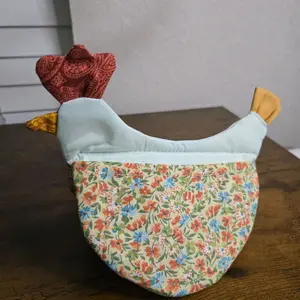 Teal Floral Chicken Potholder set