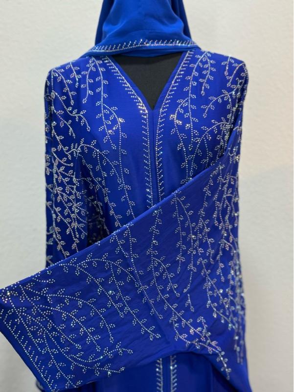 Butterfly Style Dubai Abaya with Embroidered Design and Long Sleeves