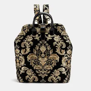 Victorian Blossom Blk/Gold Carpet Laptop Backpack