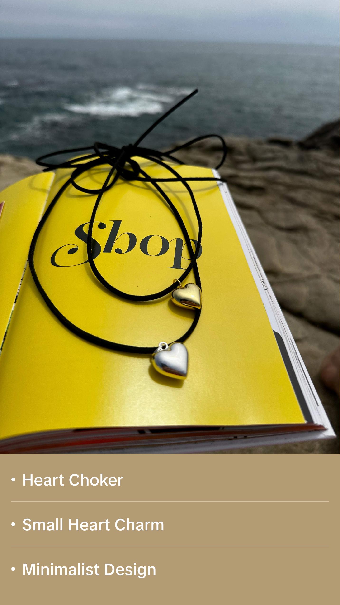 “Small heart” choker