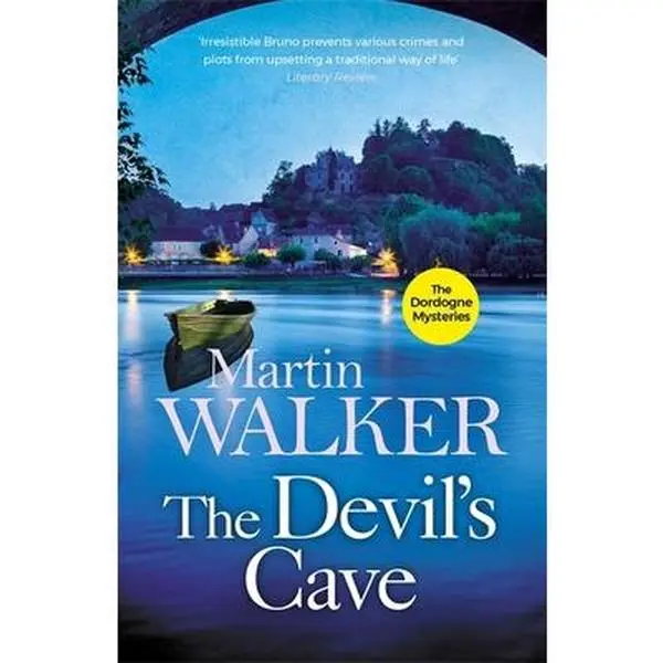 USED-The Devil's Cave: The Dordogne Mysteries 5 by Martin Walker (Paperback)