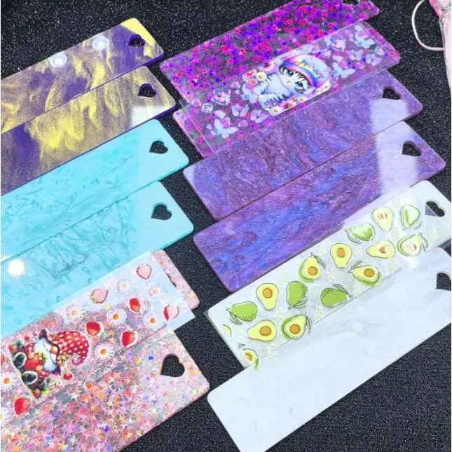 Colorful Hearts Paper Bookmark DIY Crafting Kit - 20pc Bookmark Set, 50 Decorative Sticky Labels, Carefully Selected by Us, Blue-Green-Purple Options Available for Book Lovers (70pcs Total)