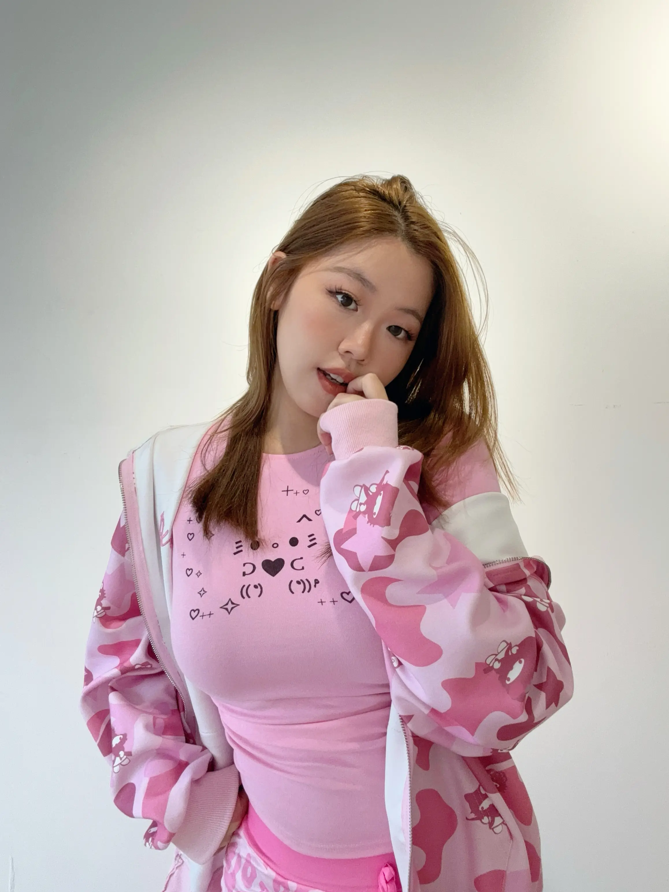 Alielnosirrah Original Women's Pastel Pink-Green Camo Y2K Oversized Zip-Up Hoodie, Polyester Fabric Streetstyle Kawaii Couple Matching Sweater for Wild Kittens Spring Fashion