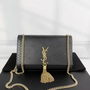 Pre-owned Yves Saint Laurent Leather Shoulder Bags YSL 9.45'' R2269 Shoulder Bag C9207776731 0307 T4 Kay