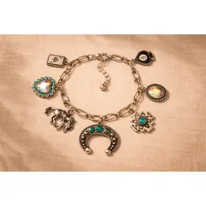 WESTERN MULTI-CHARM BRACELET