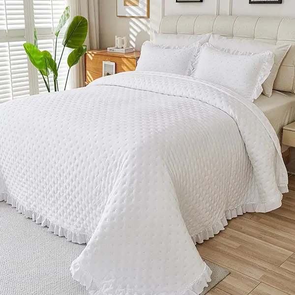 White Raised Dot Quilt Set with Elegant Ruffled Fringe Edge, 3 Pieces Soft Brushed Microfiber All Season Lightweight Quilted Bedspread Coverlet Bedding Set Includes 1 King Quilt and 2 Matching Ruffle Pillow Shams
