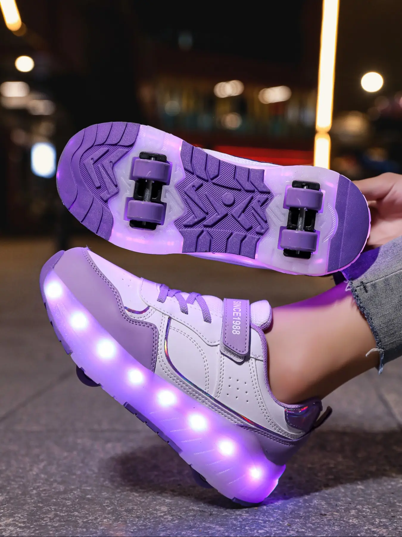 Teen Girls' Wheel Shoes, Roller Skates, Four-Wheel Skate Shoes, Medium-Large Kids Girl Small Wheels, LED Rechargeable Glowing Shoes, Led Lighting Shoes