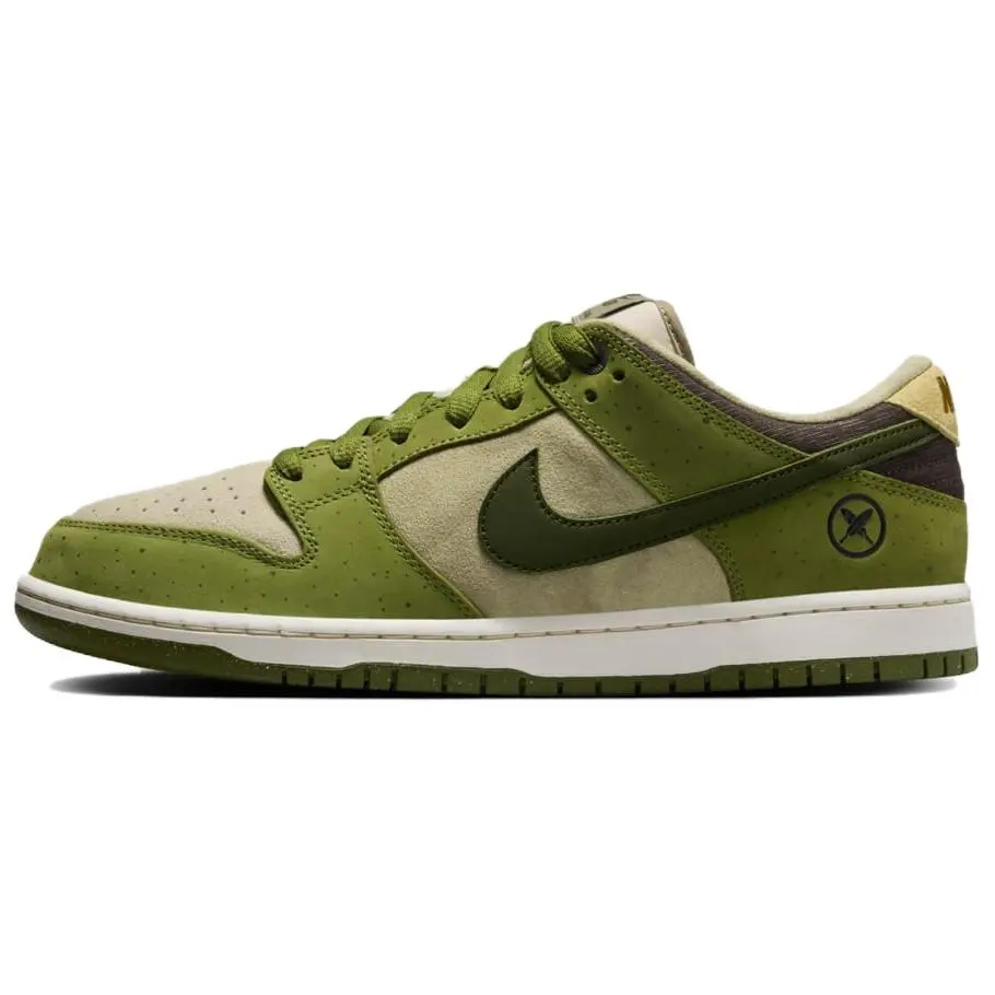 Men's NIKE Dunk Low SB 'Matcha' x Yuto Horigome Matcha Green Suede Sneaker - Limited-Edition Casual Skate Shoe, Cushioned Sole, Soft Suede Touch, Skate-ready Flex Rubber Outsole