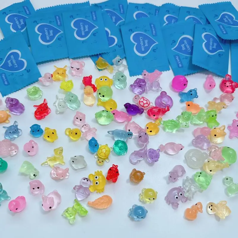 Adorable Luminous Resin Animal Decor Set - Random Color Mini Ornaments, Creative Home/Study Desk Decor Accessories Colorful Light customization blind box Decoration blind boxes gift birthday Cute Duck Design lps advent calendar trinkets tiktokshopspringgl
