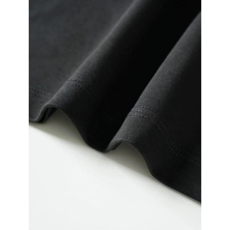 Erykah Badu T-Shirt with Retro 90’s Graphic, Vintage Soul and R&B Music Legend Tee for Men Women, Soft Cotton Unisex Crewneck Top, Classic Aesthetic Streetwear Shirt for Casual Everyday Wear and Fan Gift Idea