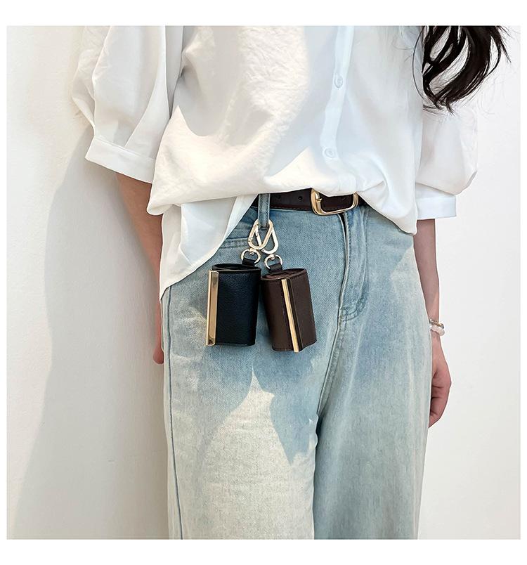 MUNBYN  Foldable Keychain Tote Bag – Reusable Grocery & Travel Bag, Lightweight Compact Shopping Bag with Keychain Clip, Unisex Eco-Friendly Market & Everyday Carry Essential