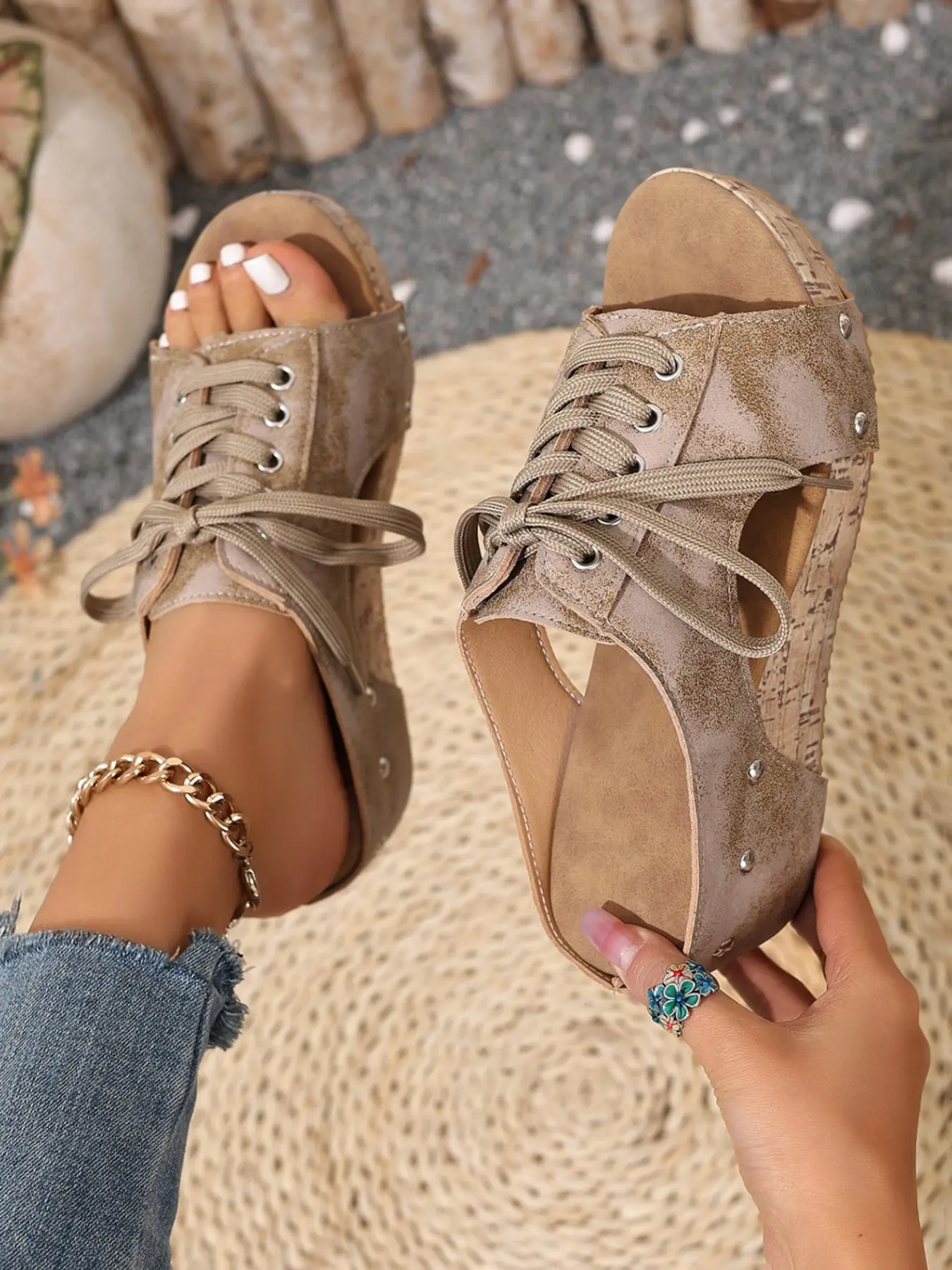 New Vintage Water Wash Shoe Face Rivets Wedge Heel Waterproof Platform Slip-On Soft Sole Slippers for Women Summer Outdoor Wear Platform Wedge Shoes Fashion Wedges