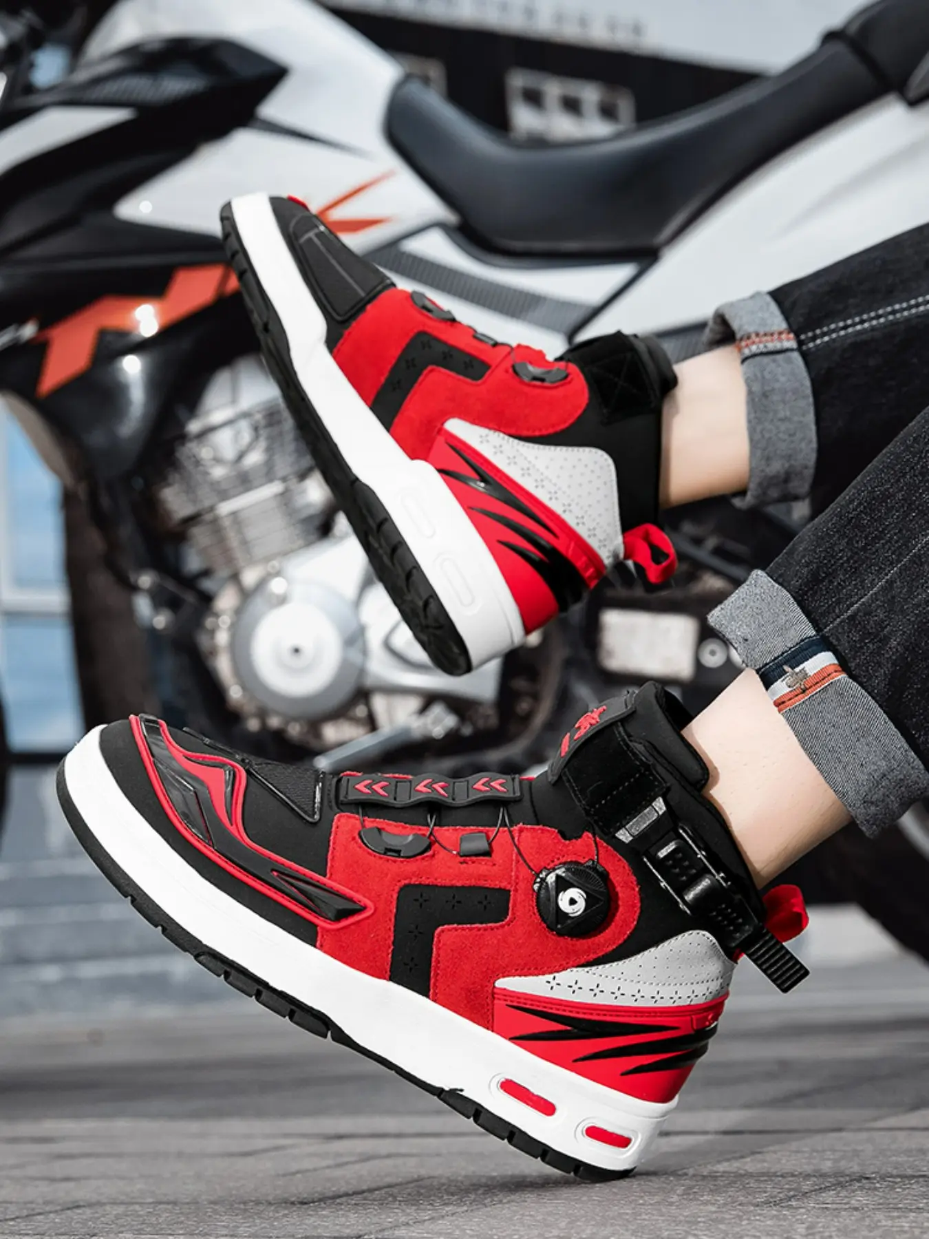 Men's Motorcycle Buckle Riding Boots, Premium Waterproof Boot, Anti-Slip Rubber Durable Comfortable Racing Shoes, Waterproof Safety Design, Ideal for Motorbike Enthusiasts