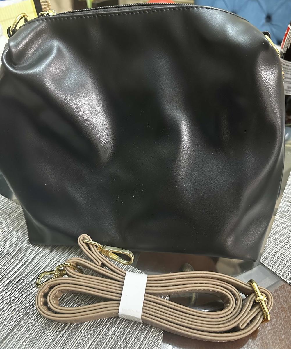 Item: Black, Please Refer To The Pictures for Dimensions