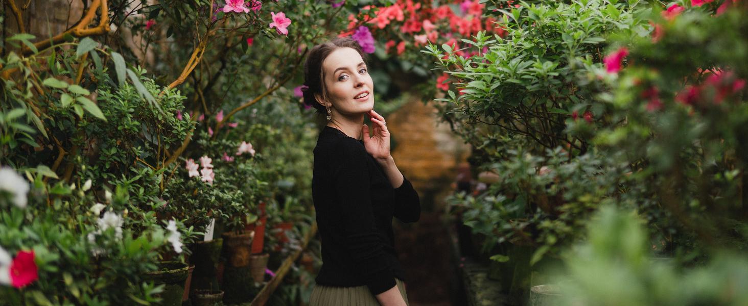 Cymebosilux 4 Pack Women’s Long Sleeve Basic Shirts Crew Neck Slim Fitted Compression Gym Workout Athletic Underscrubs Tops