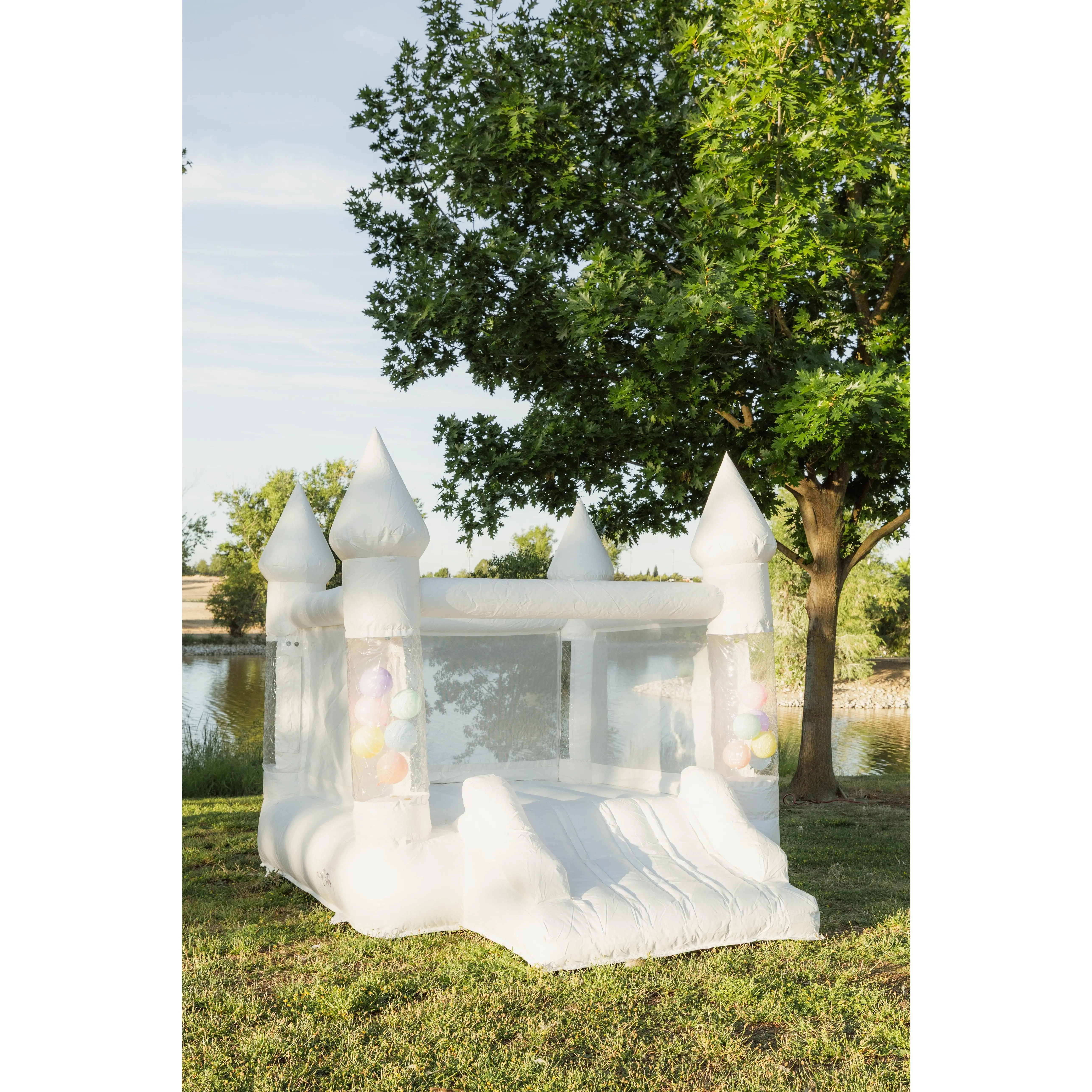 Mini Soirée (PREORDER) - White Bounce House with Clear Columns