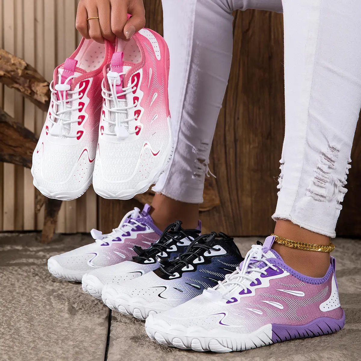 Women's outdoor beach shoes are non slip, quick drying, lightweight, breathable, and non slip. They are suitable for swimming, snorkeling, soft soled, barefoot, skin hugging shoes, water shoes, off-road running shoes, and multifunctional training shoes