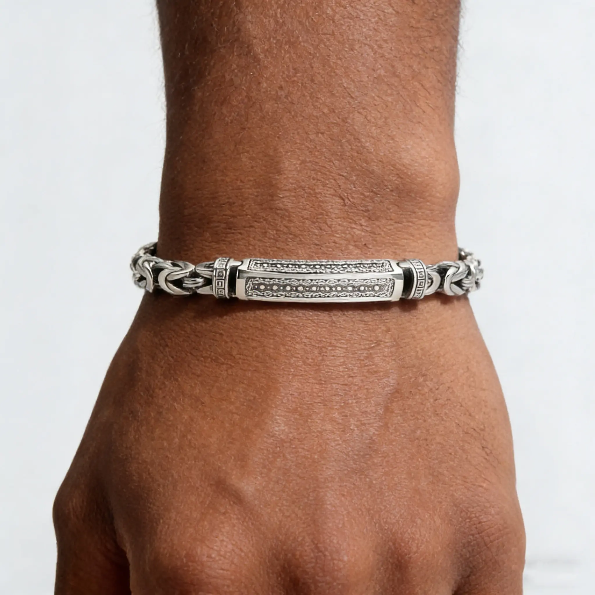 S925 Men’s Vintage Engraved Bracelet Sterling Silver  Bracelet, a Modern and Light Luxury Style Bracelet for Women, Elegant and Versatile，Valentine's Day gift