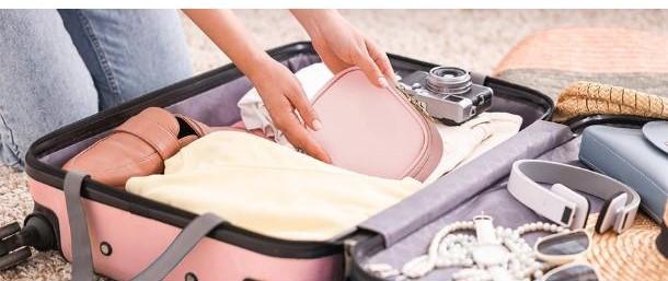 [New Deal] Small Makeup Bag Travel Train Case with Mirror and Light Mini Travel Make up Train Case Cosmetic Organizer Adjustable Brightness Toiletry Bag Portable Artist Storage