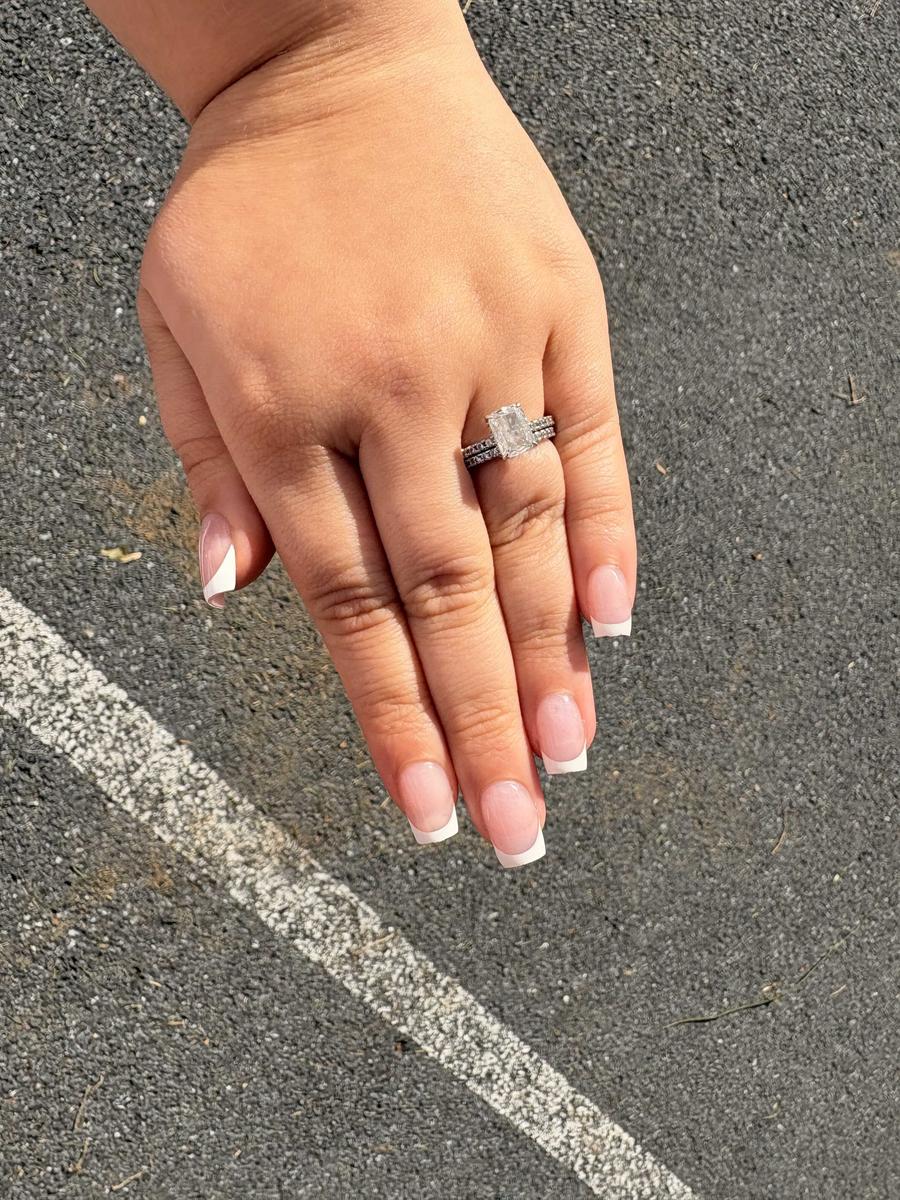 Item: Short Square All in One Uv Press On Kit