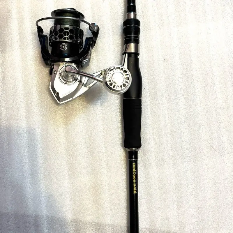RedCoon gold series carbon fiber 6’4” pole with reel