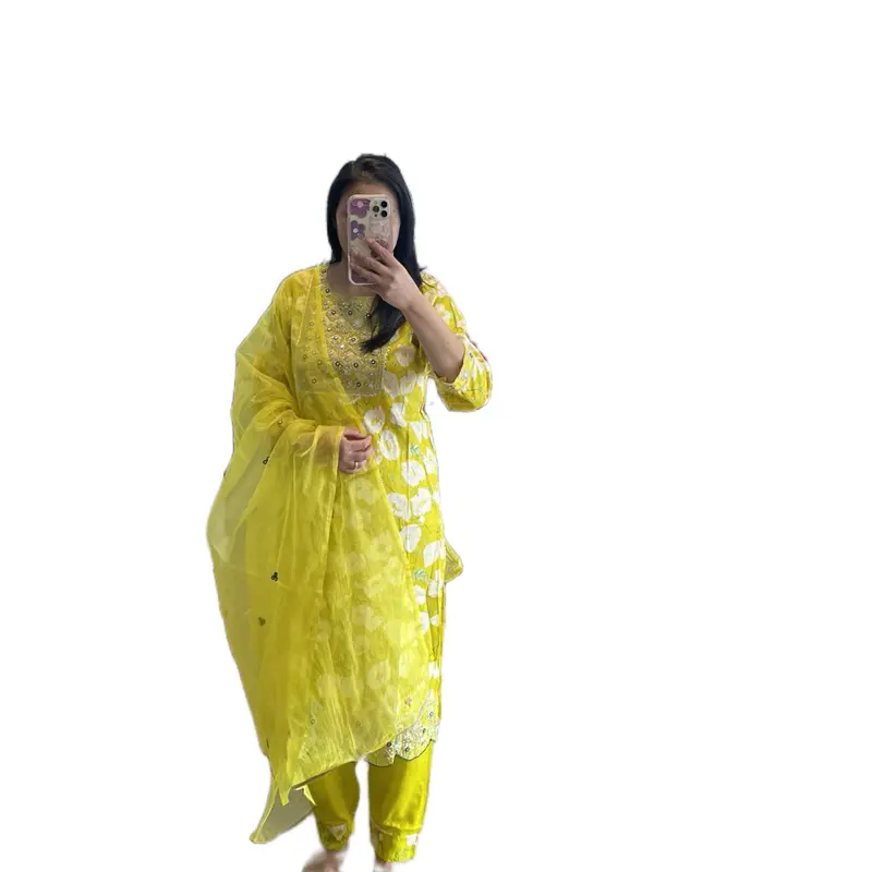 Women's 3-Piece Salwar Kameez Set - Ethnic Indian Attire Rayon Kurtha Set with Lace Detail Pants, Dupatta, Classic Wear