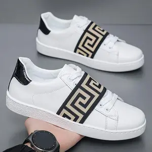 Men's Versatile Breathable Sneakers All-Season Casual Shoes Fashion Sports Shoes