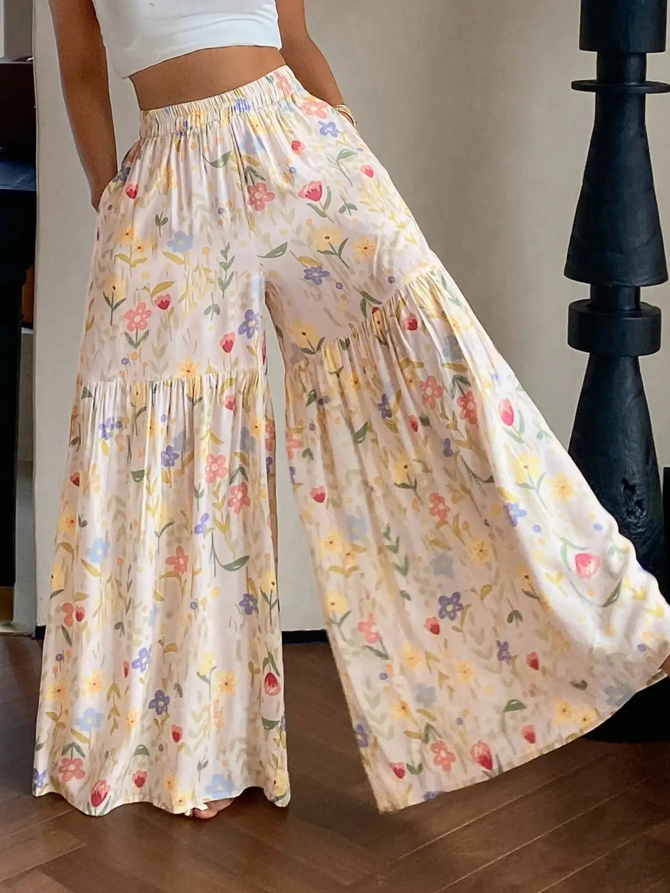 Women's Plus Size High Waist Elastic Waist Pants with Pockets, Tiered Cake Patchwork Wide Leg Design, Dual Layer Ruffles, Flowy Hem