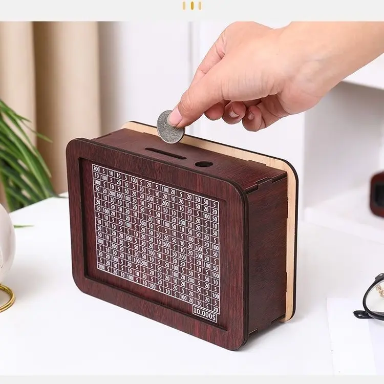 Classical Retro DIY Wooden Piggy Bank Kit - Hand-Assemble Money Jar with Patchwork Design, Compact 17*13*6.5cm Coin Storage, Fun Hand-Assembled Home Decor, 2026 New Year Youth Gift for Desks/Shelves